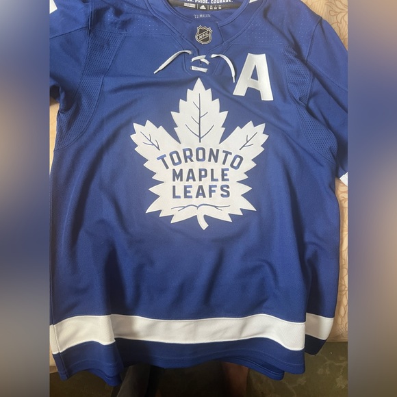 John Tavares Toronto Maple Leafs Jersey - Picture 1 of 8